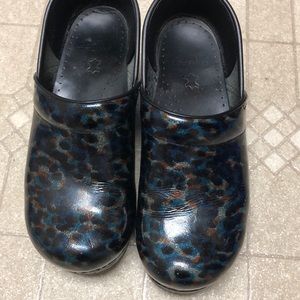Dansko clogs size 38